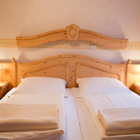 Hotel Garni Promenade Weißenhorn Δωμάτιο φωτογραφία